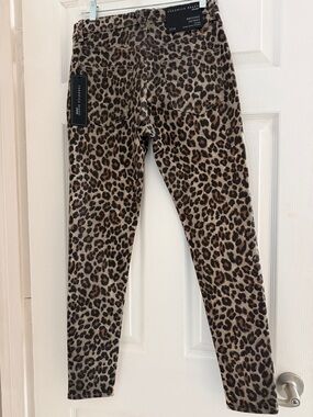 Veronica Beard Leopard Print , Brooks Skinny Mid Rise ,Skinny Pockets